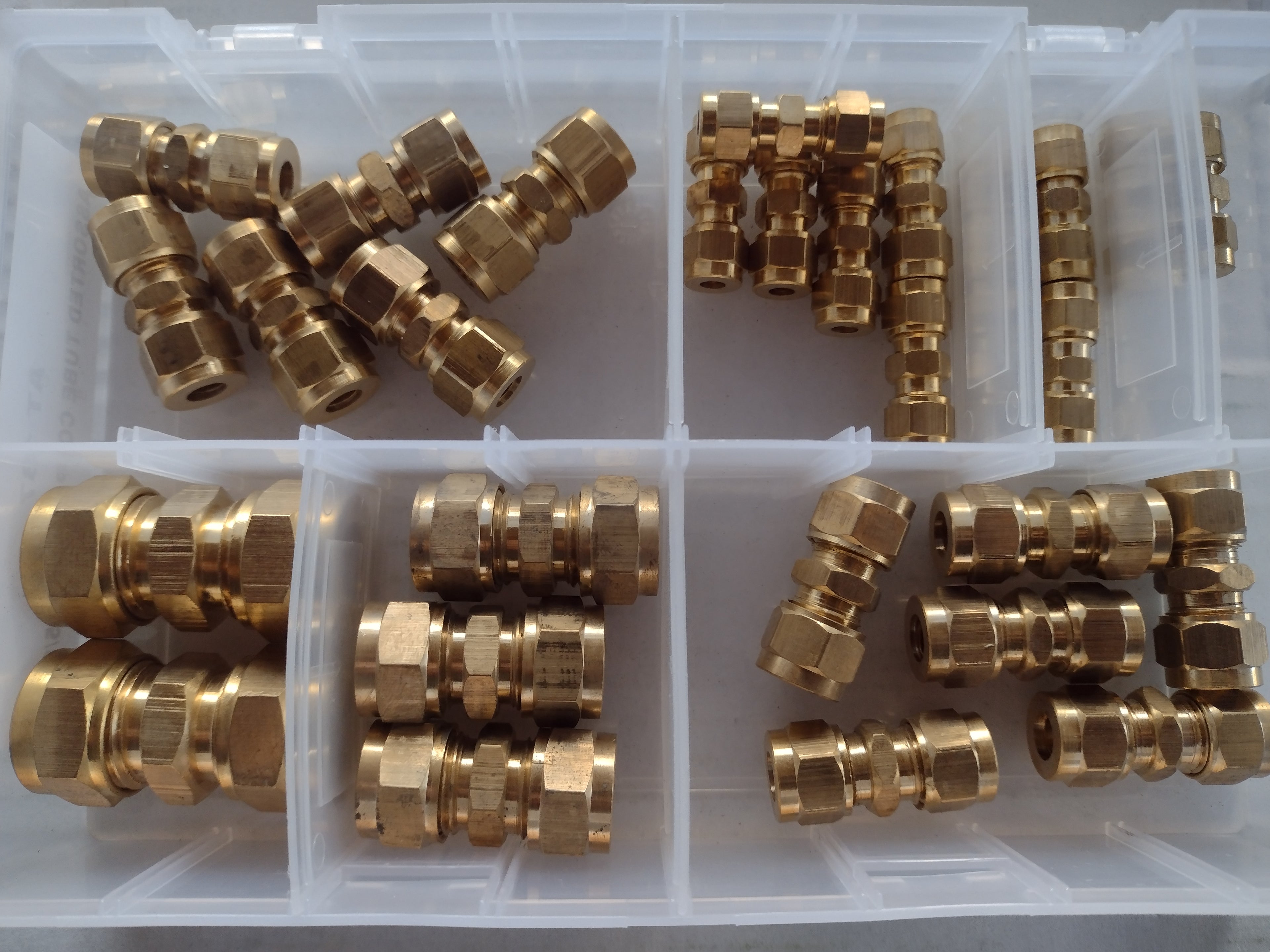 Assorted Brass Tube Couplings Imperial 28 Piece