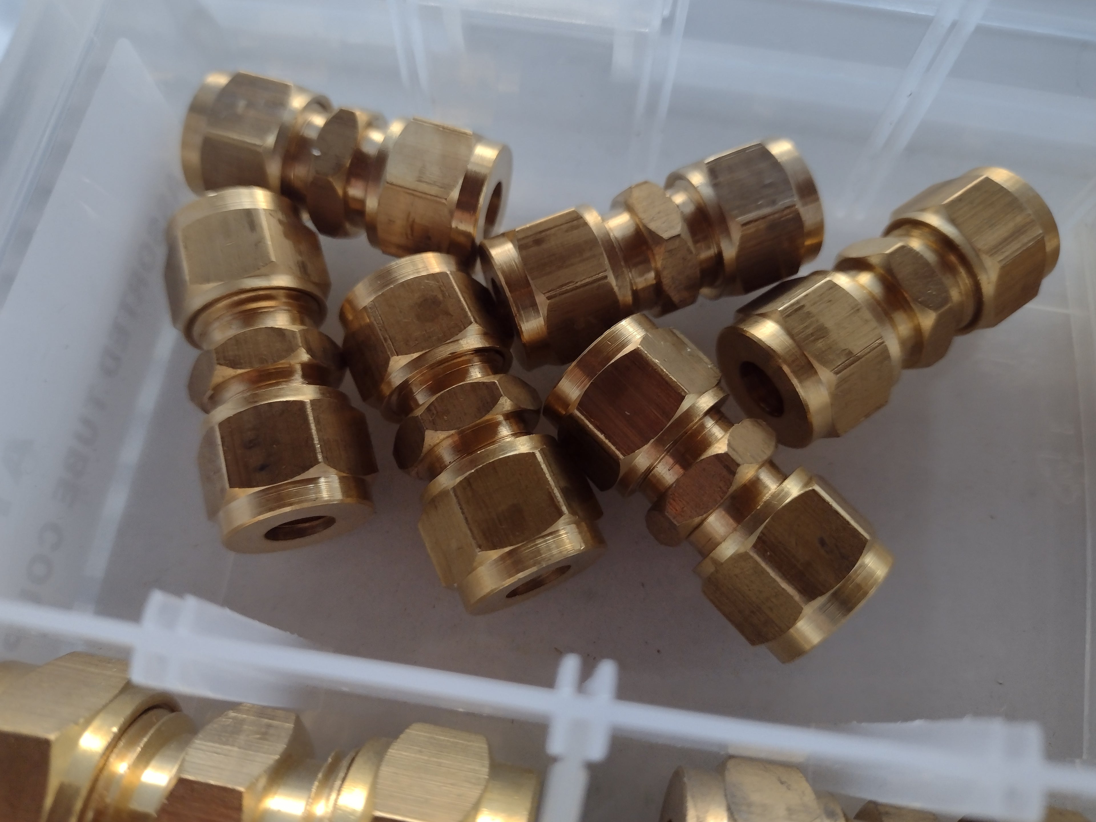 Assorted Brass Tube Couplings Imperial 28 Piece