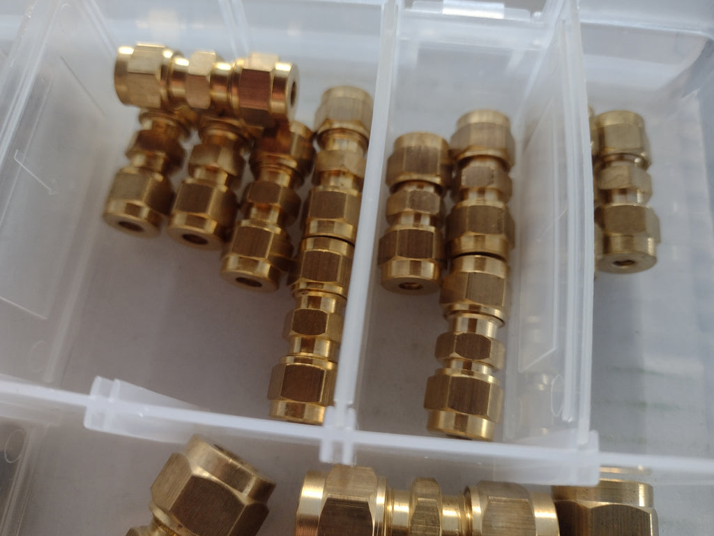 Assorted Brass Tube Couplings Imperial 28 Piece