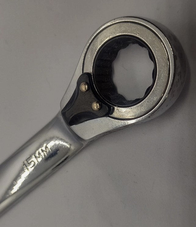 TradeMarque 15mm Reversible Ratchet Combination Spanner 12 Point