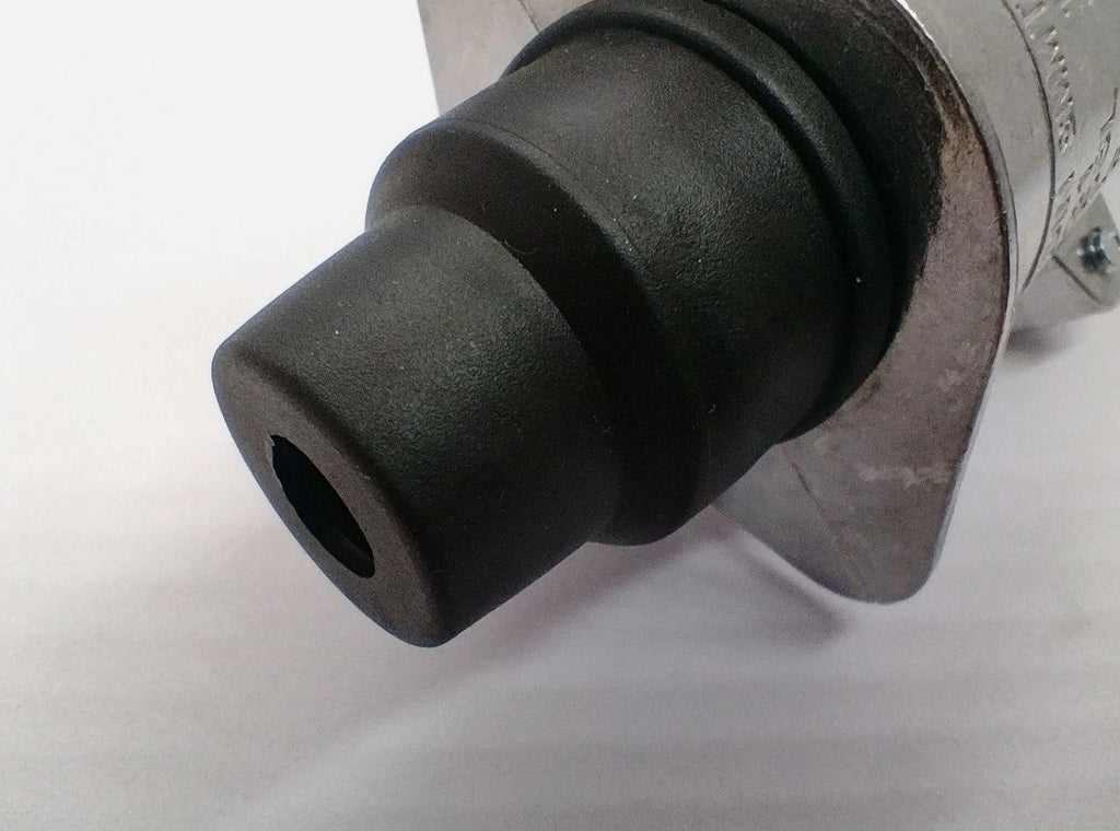 7 Pin Metal Trailer Plug 24v (24N)