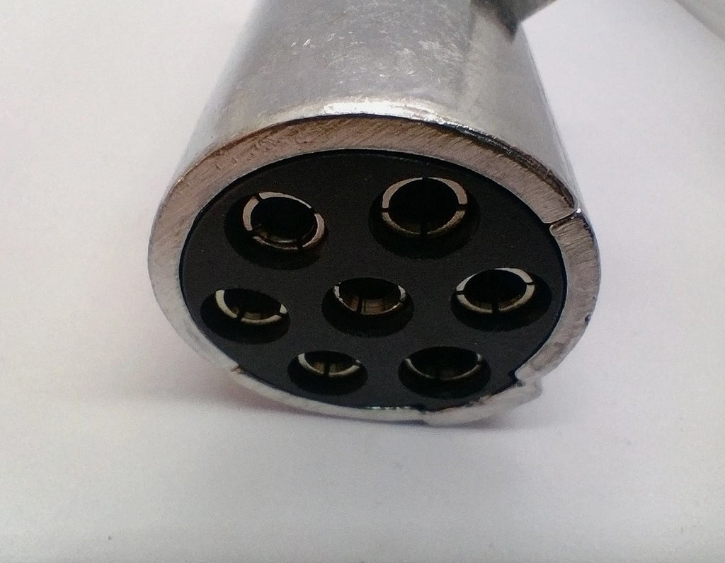 7 Pin Metal Trailer Plug 24v (24N)