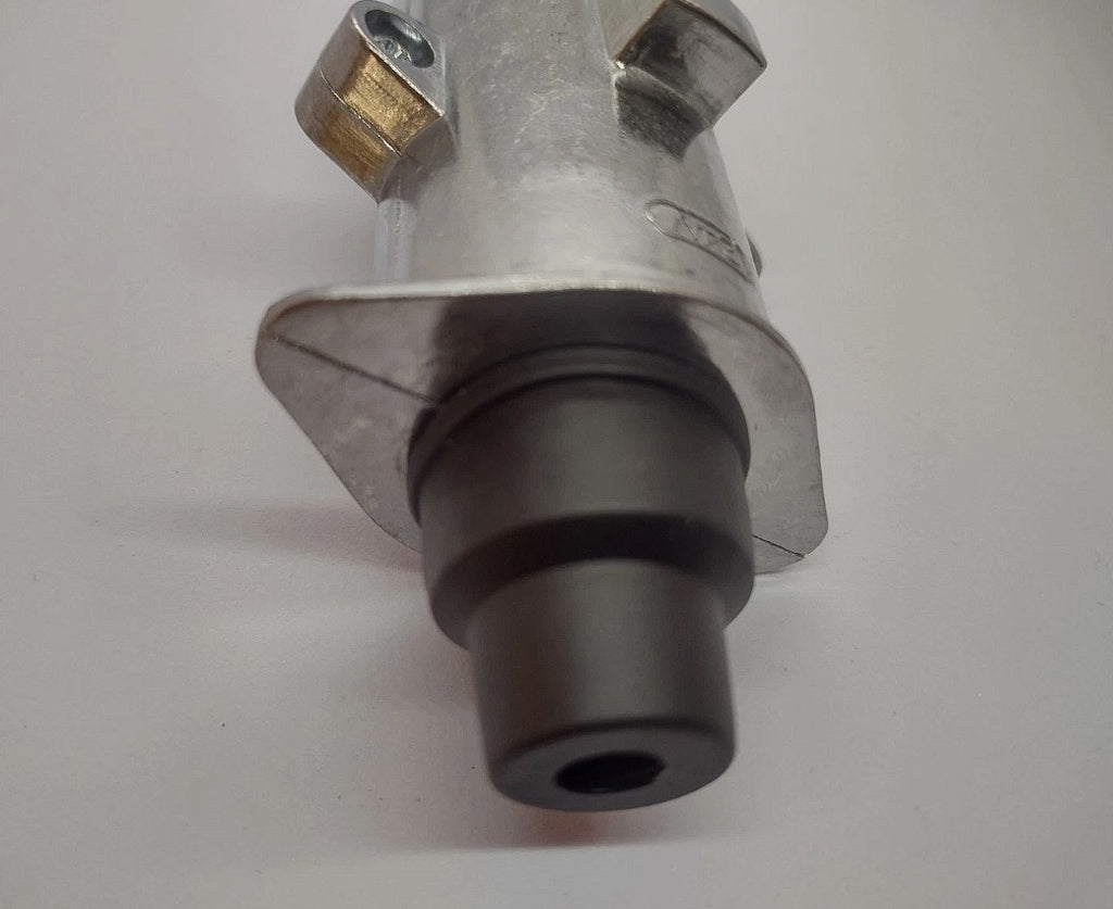 7 Pin Metal Trailer Plug 24v (24N)