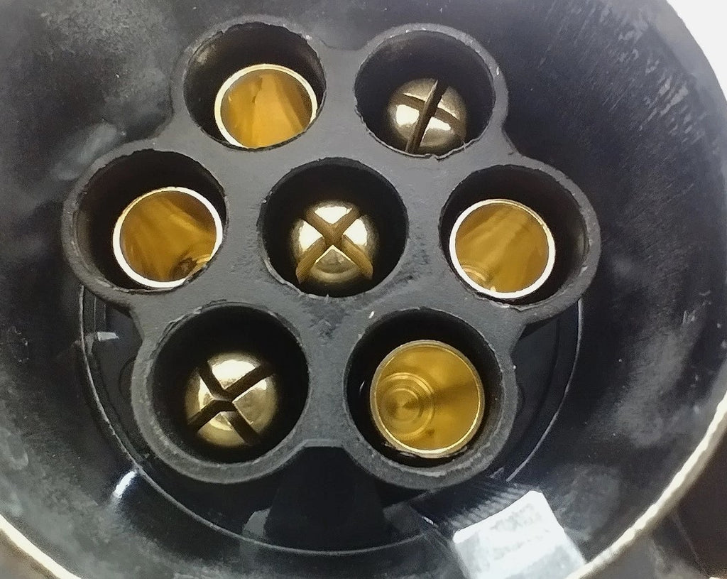 7 Pin Metal Trailer Socket 12v (12N)