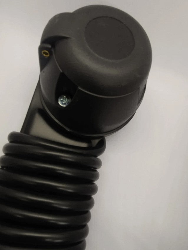 7 Pin Plastic Trailer Socket with Mounting Plate 1.6m 12v