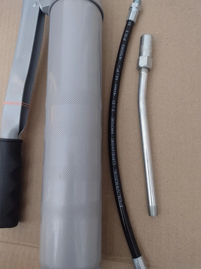 Grease Gun 445cc / 15oz Manually Operated