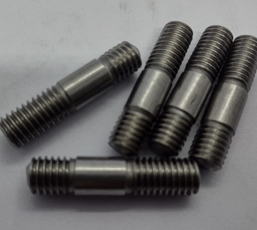 Exhaust Manifold Stud M8 15 x 11 x 9mm 35mm Overall for Honda (5)
