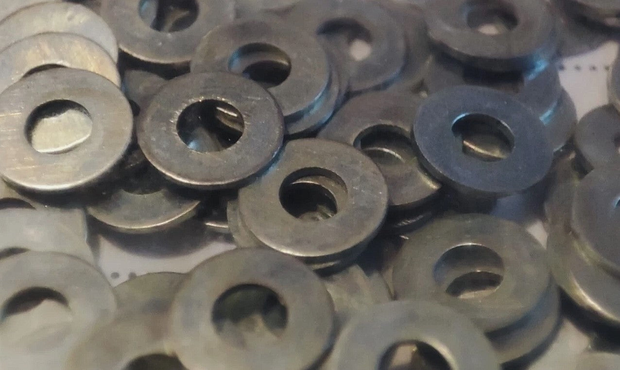 M2.5 Flat Head Washers Form A BZP Pack of 200