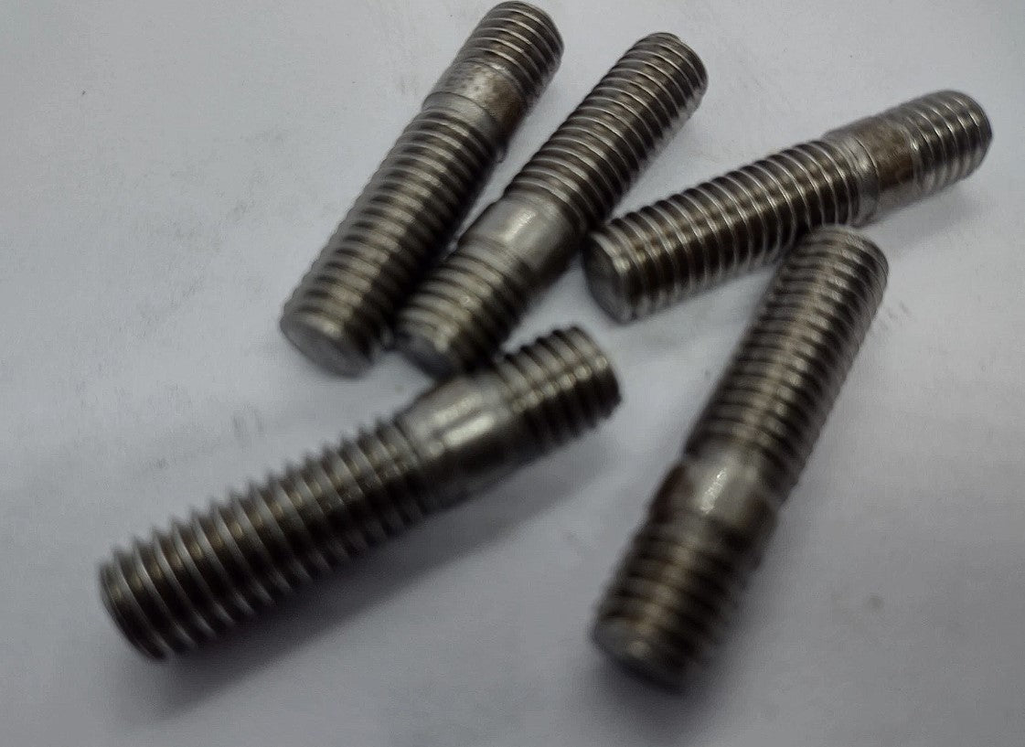 Exhaust Manifold Stud M8 22 x 5 x 8mm 35mm Overall for Audi/VW/Vauxhall (5)