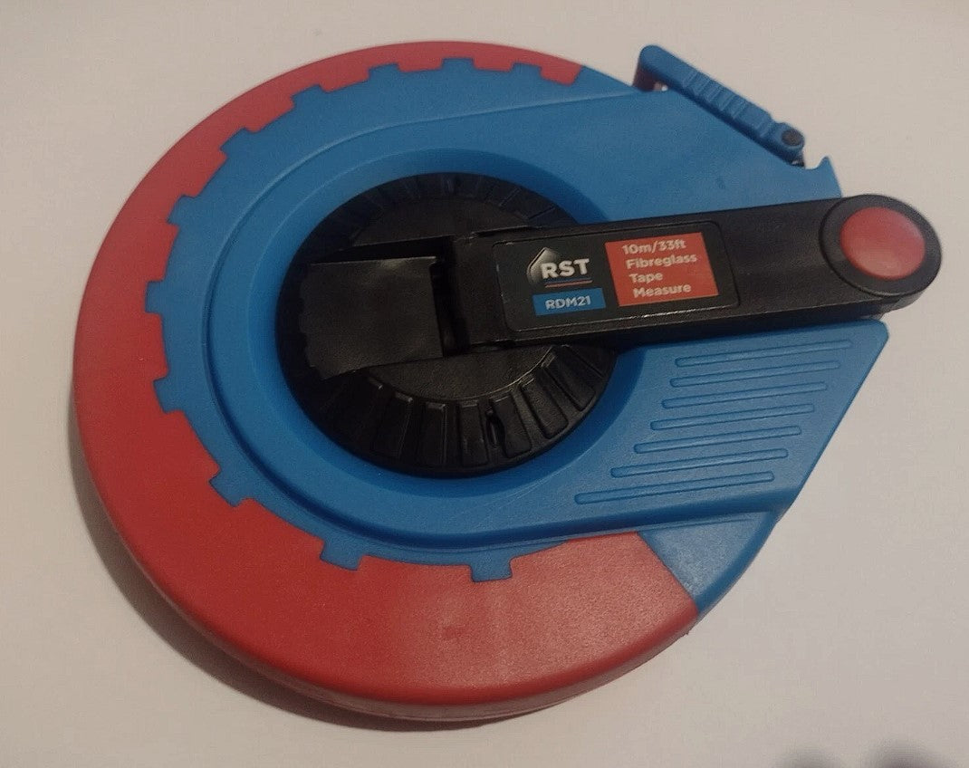 RST 10m Fibreglass Tape Measure Closed Case RDM21