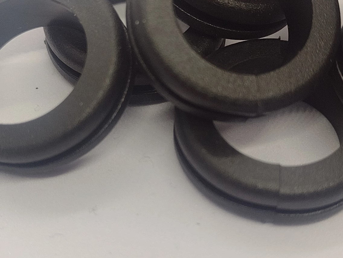 20mm/25mm/32mm/38mm Open Wiring Grommets (10)